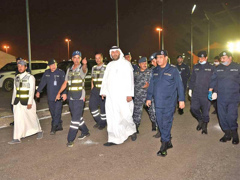 نائب رئيس مجلس الوزراء وزير الداخلية، أنس الصالح خلال الجولة التفقدية