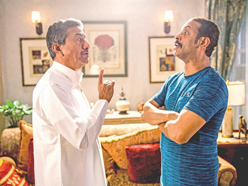 من يمين الصورة كل من الفنانين ناصر القصبي وحبيب الحبيب في «مخرج 7»