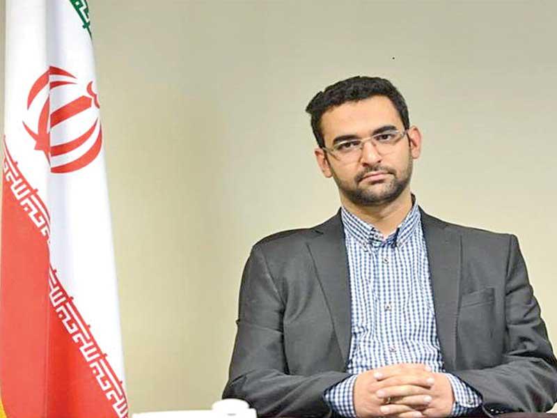 مطالبات باعتقال وزير الاتصالات الايراني