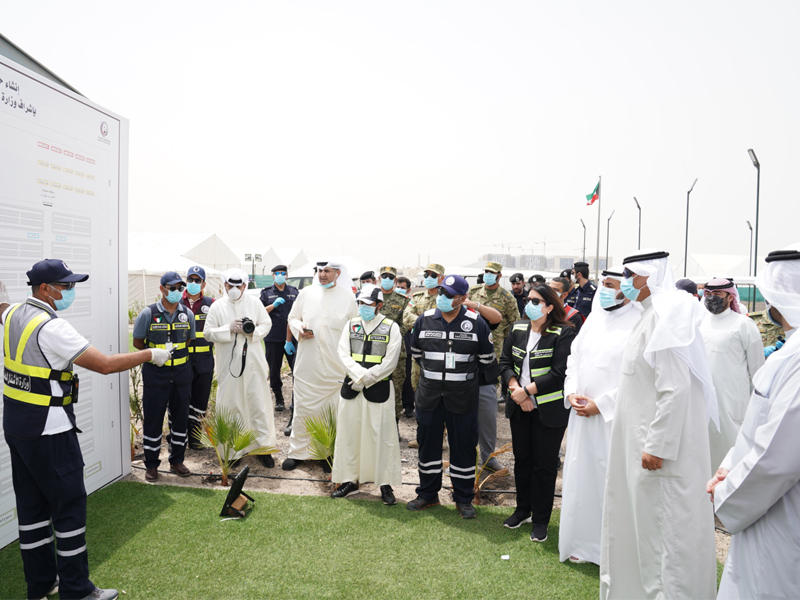 الخالد متفقداً مستشفى العارضية الميداني أمس