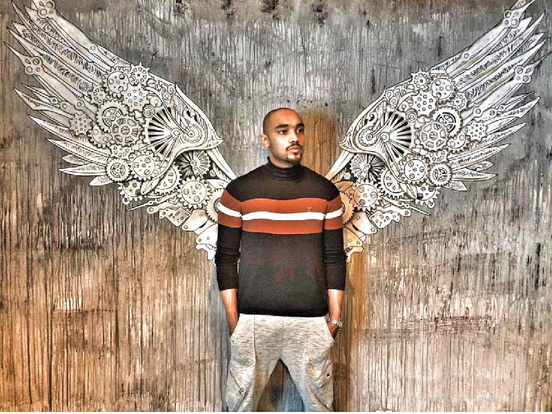 الفنان مبارك المانع