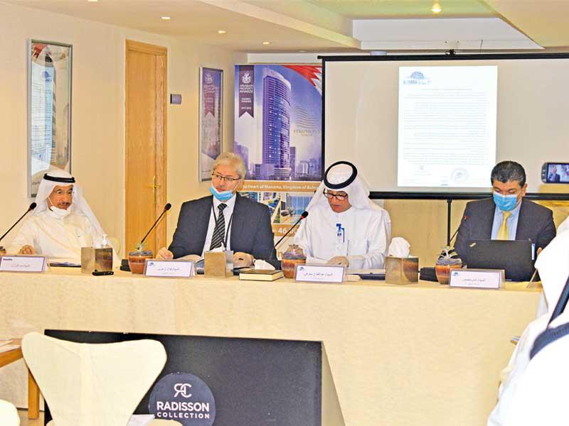 جانب من الجمعية العامة العادية للشركة التجارية العقارية أمس