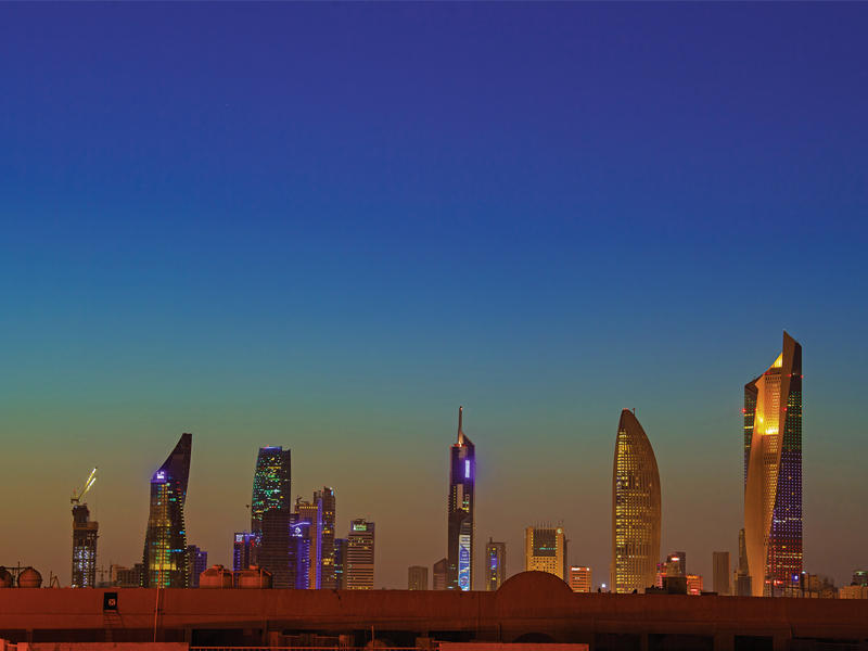 العاصمة... سماء صافية وأبراج حية