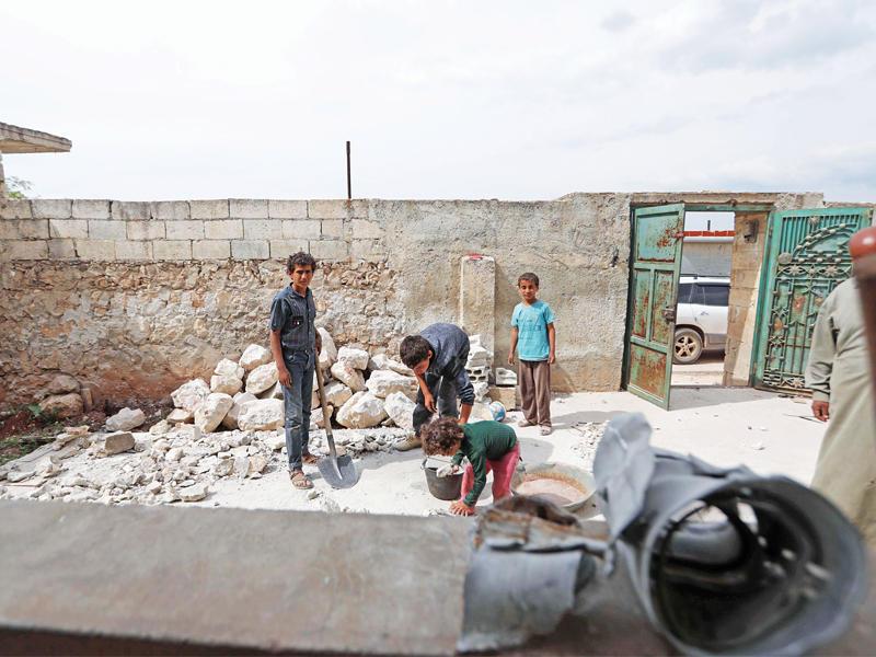 مقتل 9 عناصر أمنية بدرعا