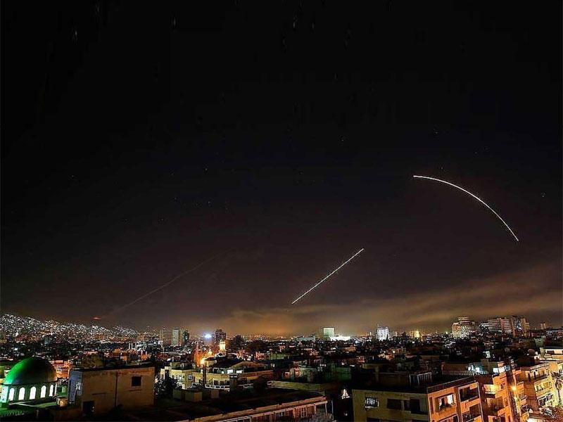 الدفاعات الجوية السورية تتصدّى لغارات إسرائيلية