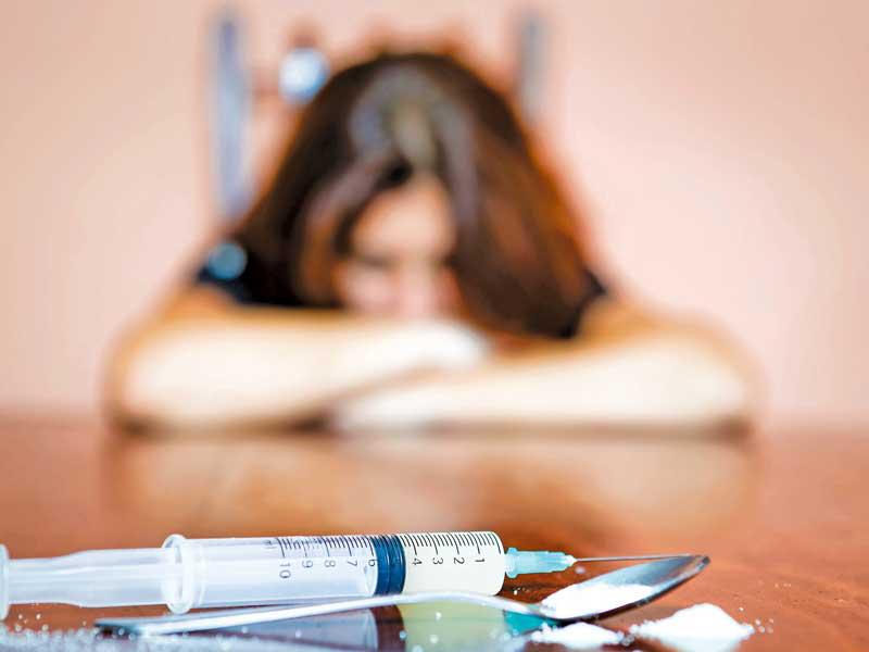 رحلة سقوط الفتاة المدللة في هاوية الإدمان والجريمة