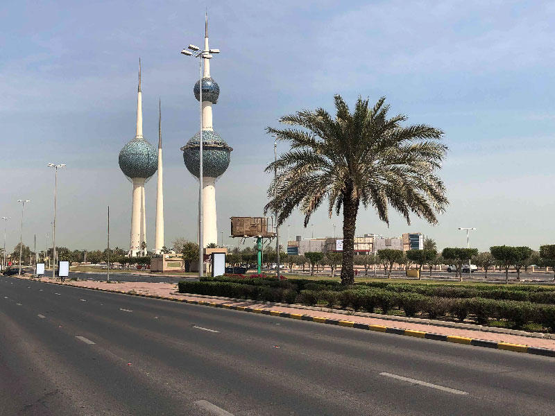 الحظر الكلي قاب قوسين