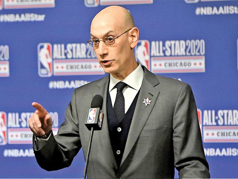 مفوض دوري كرة السلة الأميركي للمحترفين «NBA» آدم سيلفر