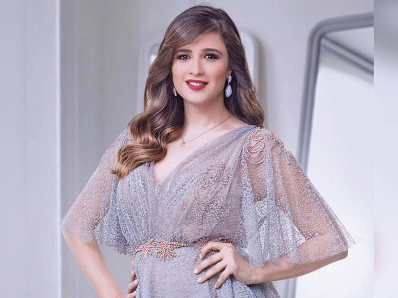 الفنانة ياسمين عبدالعزيز 