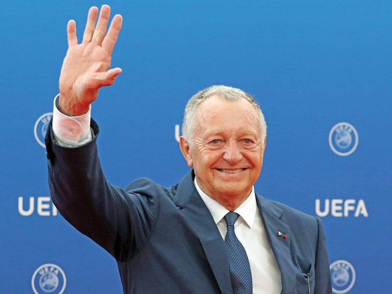 جون أولاس رئيس نادي أوليمبيك ليون الفرنسي