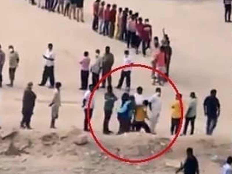 متطوع يعتدي على مقيم بالضرب