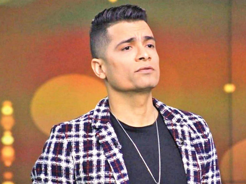 الفنان حسن شاكوش