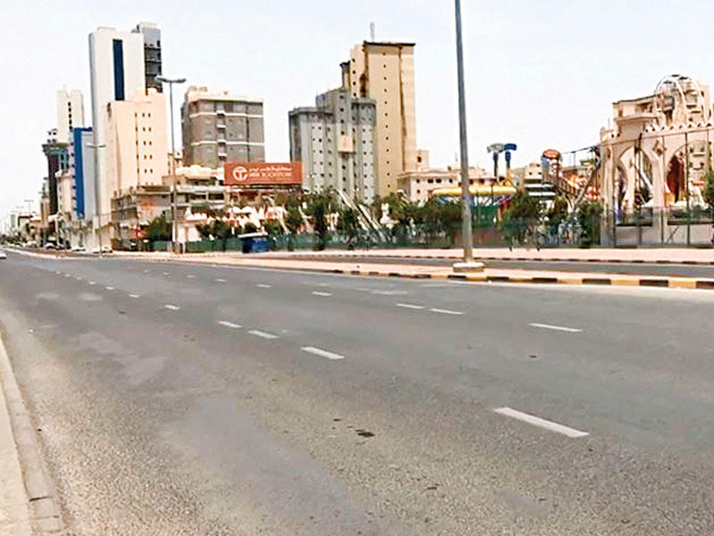 شوارع خالية بسبب الحظر