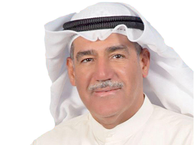 استاذ القانون العام في كلية القانون د. أحمد الفارسي 