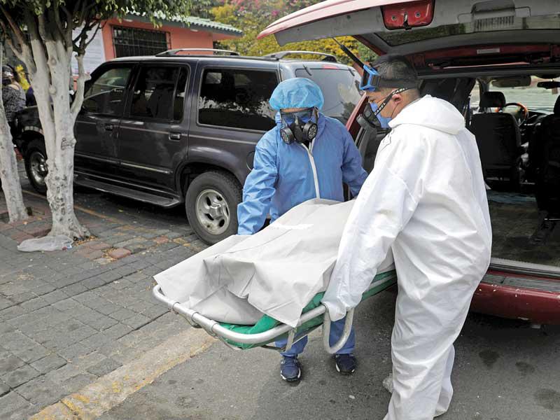 فيروس كورونا يفتك بقاطع الرؤوس في المكسيك