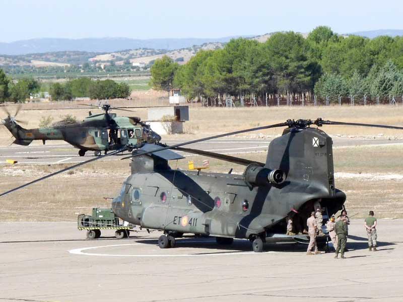 جنود أميركيون في قاعدة التاجي (سنتكوم)