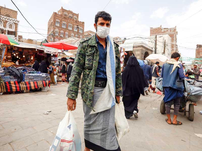 إطلاق 14 حوثياً بتبادل مع قوات عبدربه منصور هادي