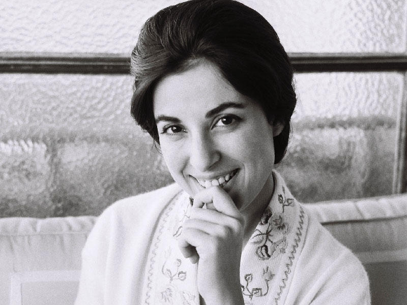  الفنانة نجاة الصغيرة 