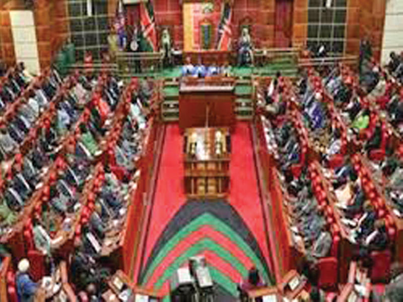 كينيا تعد قانون الاستفتاء تمهيداً لتعديل الدستور