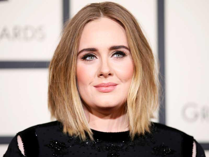 ​النجمة أديل