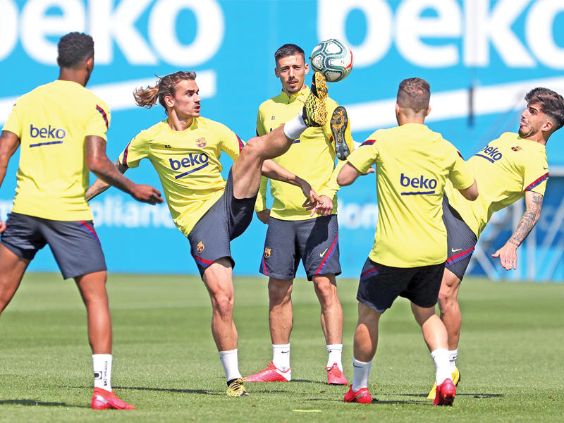 جانب من تدريبات برشلونة