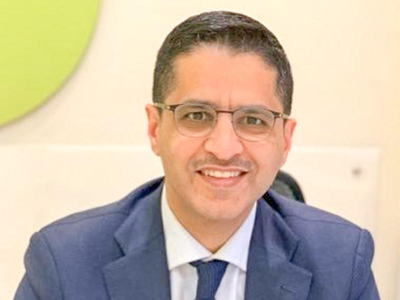 استشاري الأطفال وطب طوارئ الأطفال في وزارة الصحة د. مرزوق العازمي