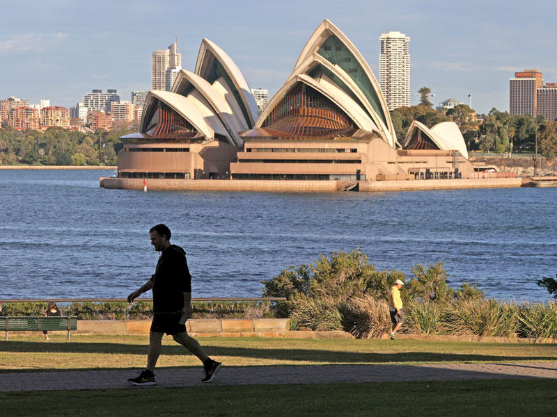استراليون يمارسون الرياضة 