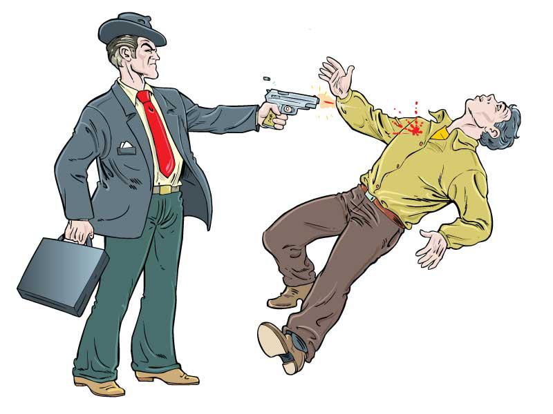 حكاية عاطل خرج من السجن لابتزاز عائلته مادياً