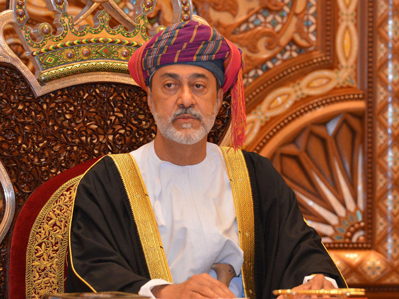 سلطان عمان هيثم بن طارق 