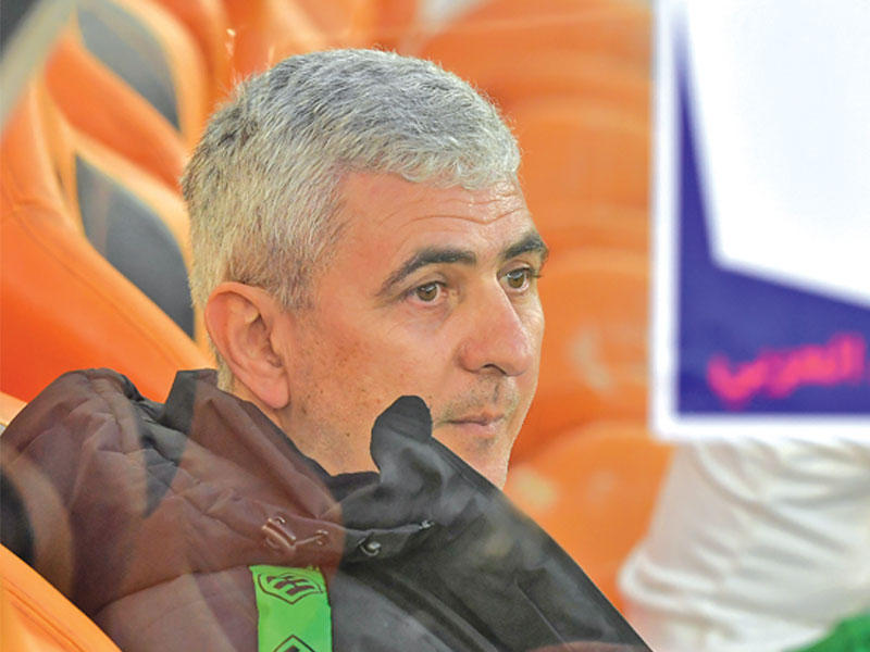 مدرب الفريق الاول لكرة القدم البوسني داركو نيستروفيتش