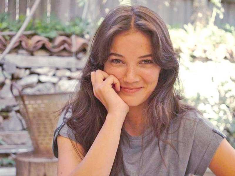  النجمة التركية ​بينار دينيز