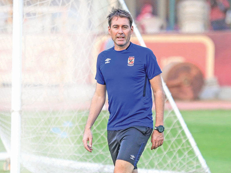 رينيه فايلر مدرب فريق الكرة الأول بالنادي الأهلي