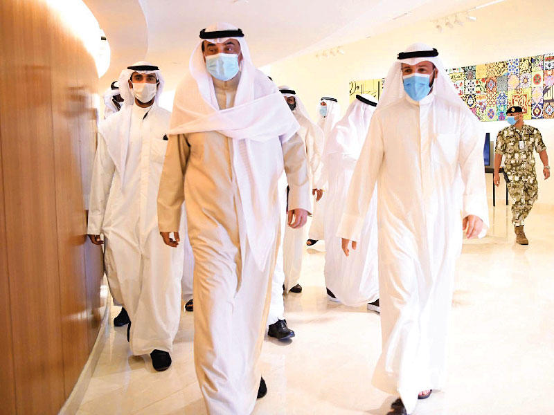 رئيس مجلس الأمة مرزوق الغانم وسمو رئيس مجلس الوزراء الشيخ صباح الخالد متجهين الى الاجتماع النيابي - الحكومي أمسn