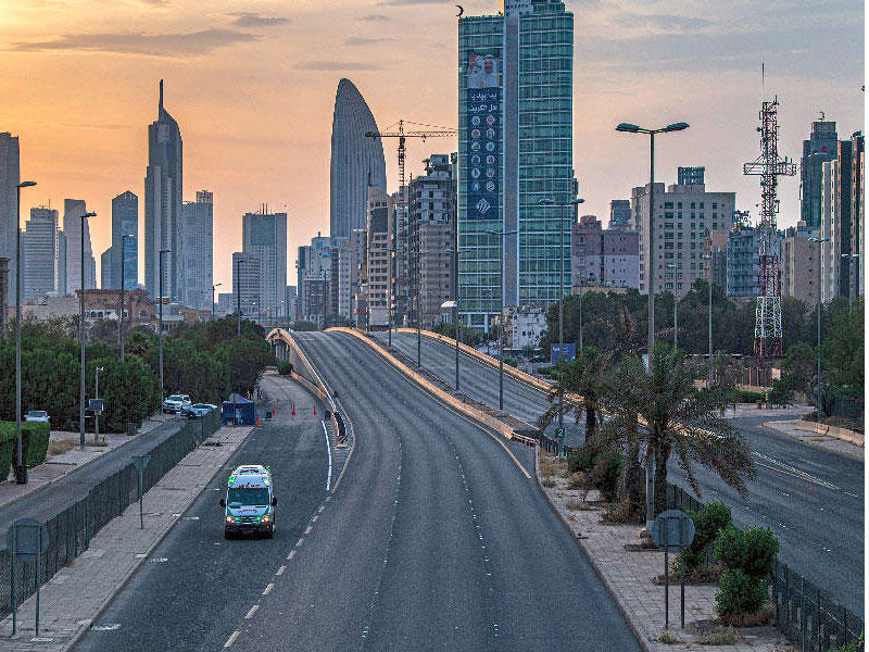 صورة من مدينة الكويت تحت الحظر الشامل