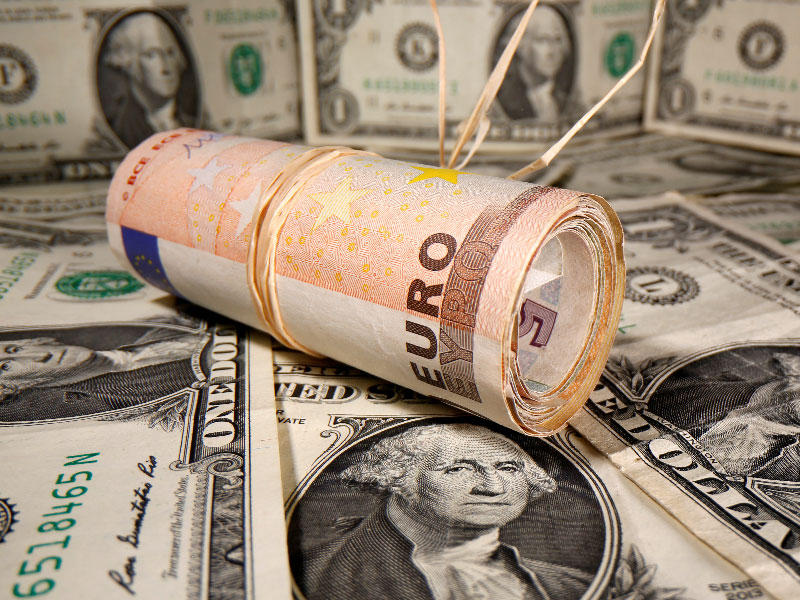 اليورو يرتفع بفضل تفاؤل إزاء صندوق لتعافي الاتحاد الأوروبيn