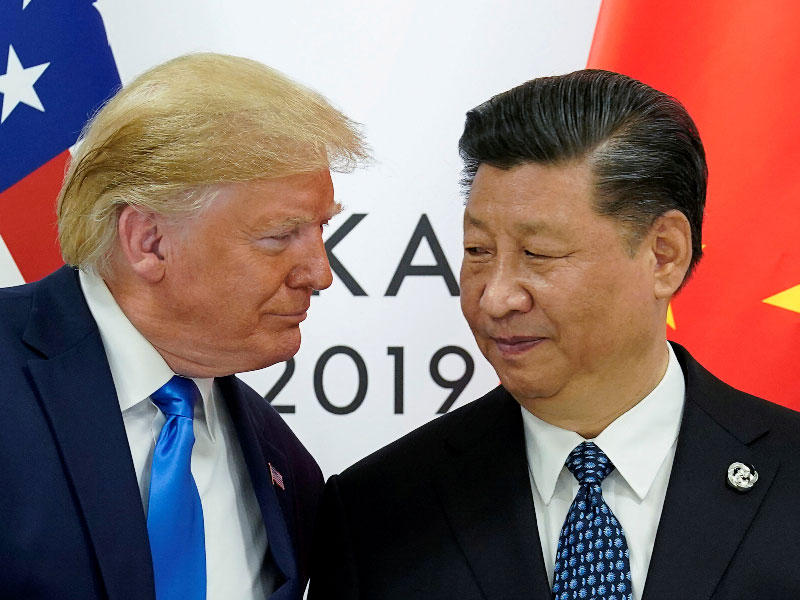 الرئيس الأمريكي دونالد ترامب يلتقي بالرئيس الصيني شي جين بينغ