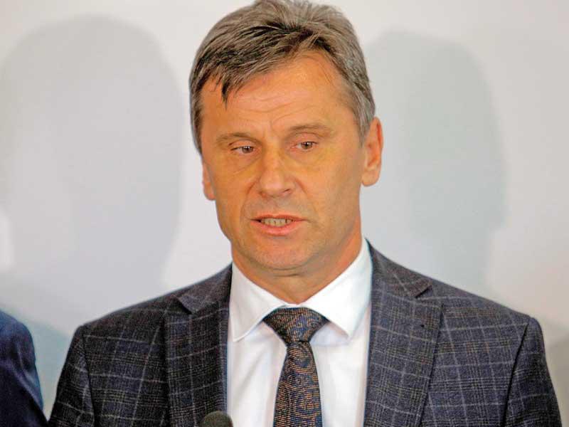 البوسنة تعتقل مسؤولاً تورّط بصفقة أجهزة تنفس