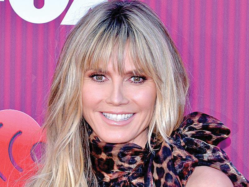 عارضة الأزياء الألمانية ​هايدي كلوم​ 