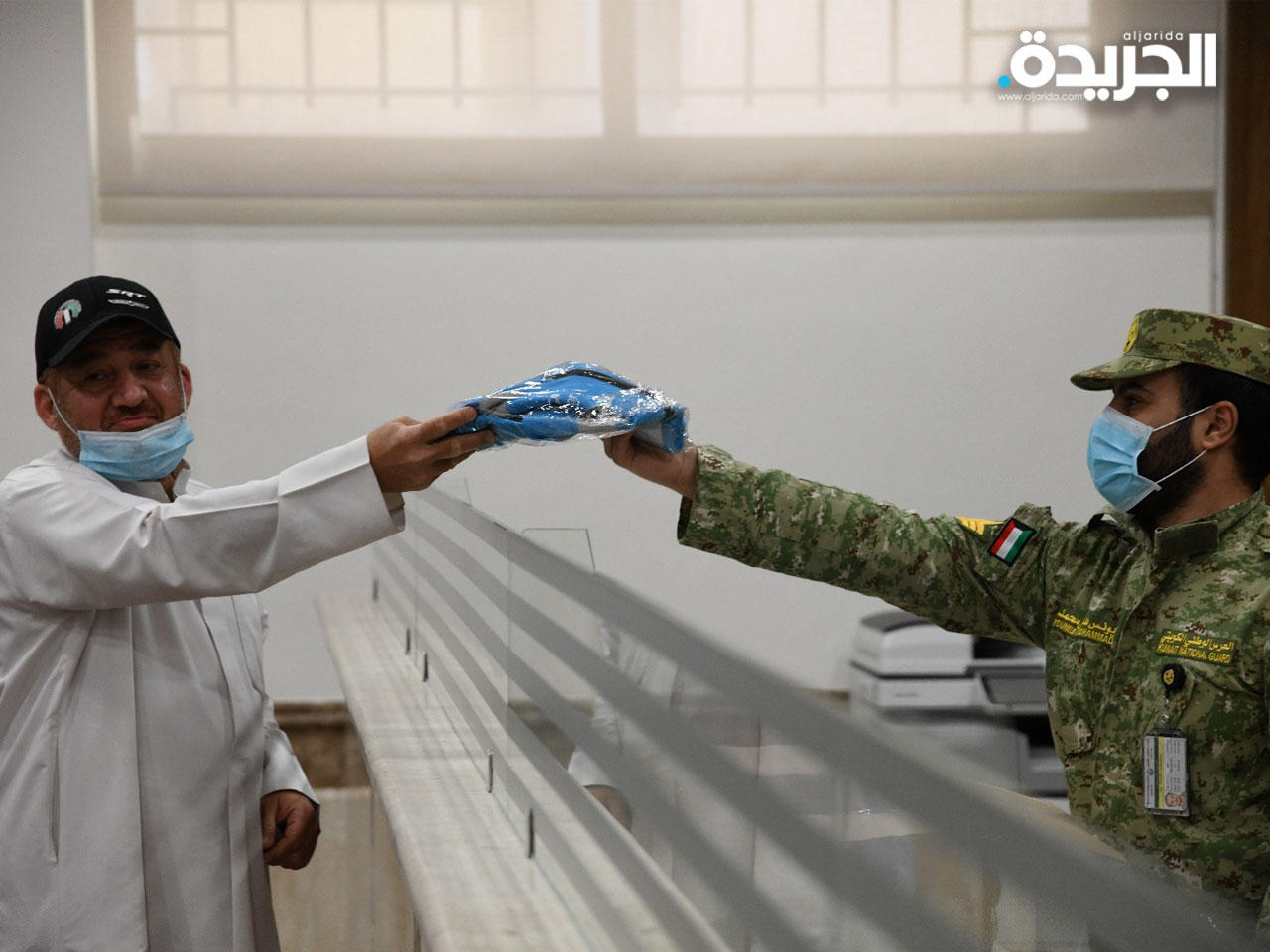 جانب من عملية التسجيل