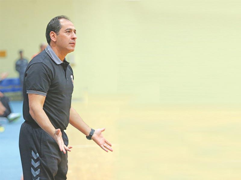 مدرب الفريق الأول لكرة اليد بنادي القرين الجزائري رشيد شريح