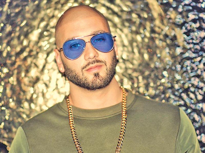 النجم العالمي مساري