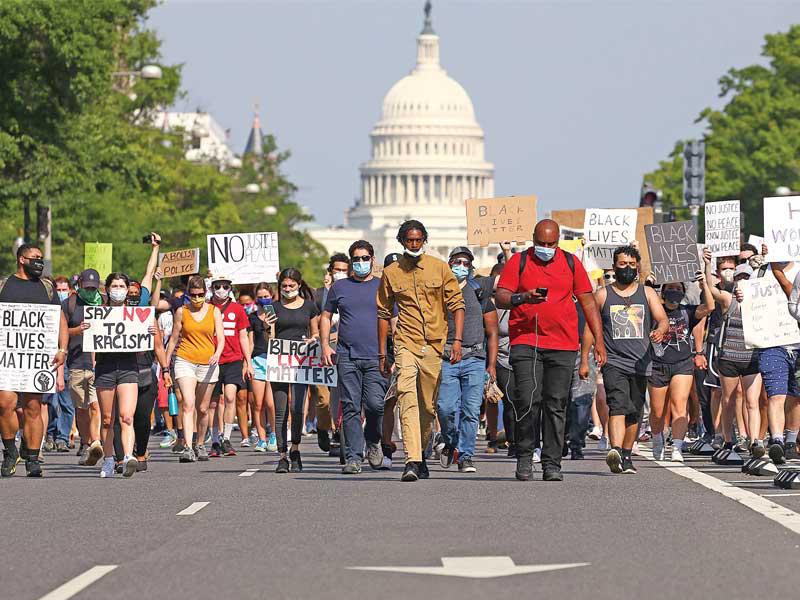 تكتيكات دونالد ترامب في مواجهة احتجاجات جورج فلويد تتعثر