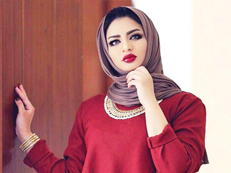 المؤلفة بدور يوسف