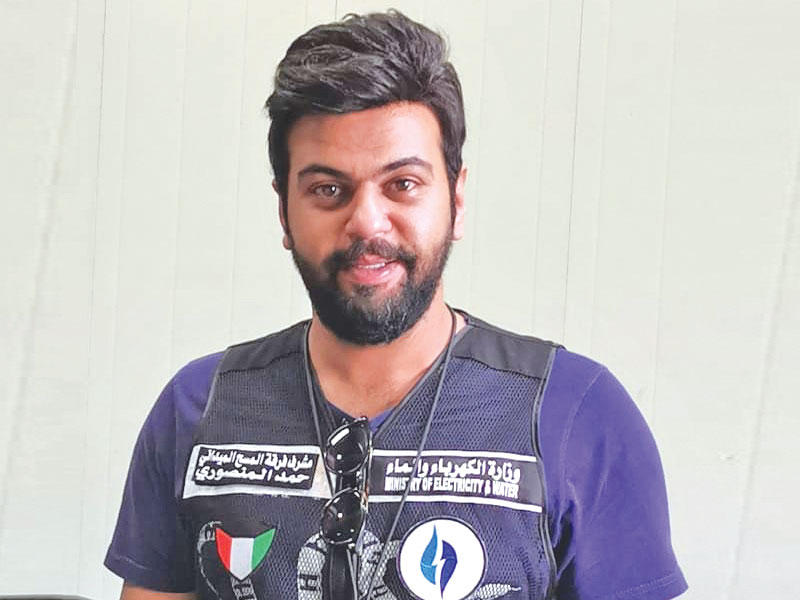 مشرف فرقة المسح الميداني لفريق التعديات على خدمات الشبكة الكهربائية في البلاد حمد المنصوري 