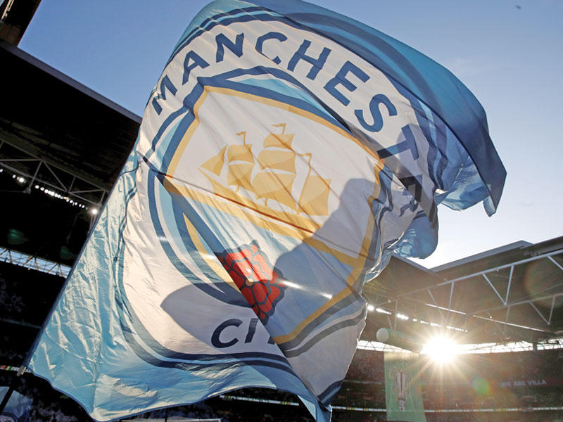 علم نادي مانشستر سيتيn