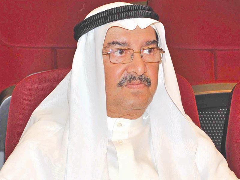 الكاتب عبدالعزيز السريع