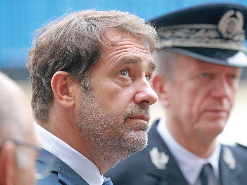  وزير الداخلية الفرنسي كريستوف كاستنير