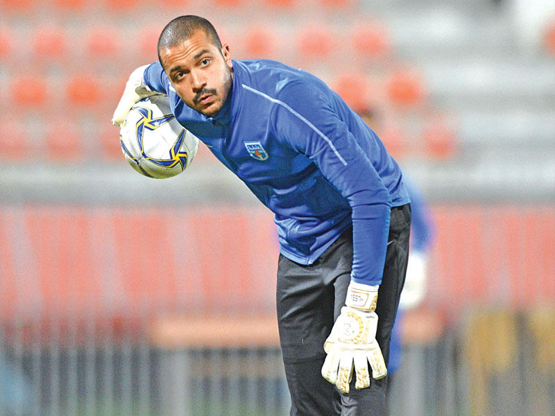 حارس منتخبنا الوطني الأول لكرة القدم ونادي كاظمة حسين كنكوني 