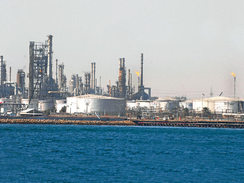 الكويت ترفع أسعار البيع الرسمية للخام لآسيا في يوليو