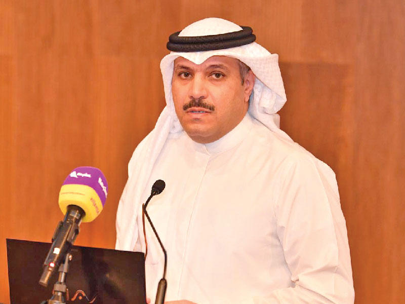 محافظ بنك الكويت المركزي د. محمد الهاشل